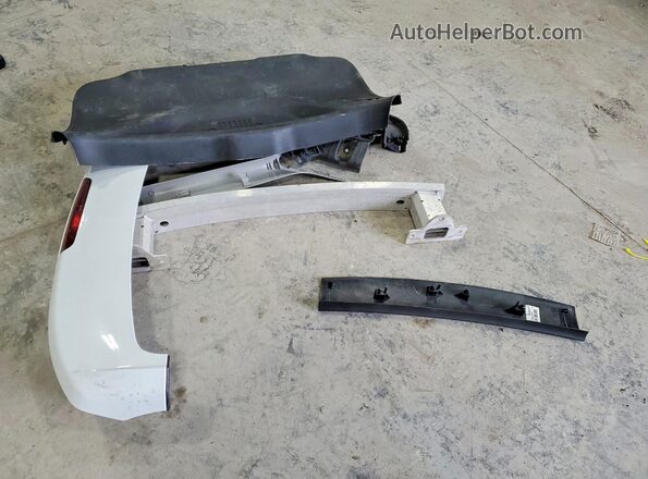 3C4NJDBB0NT230043 2022 JEEP COMPASS White VIN կոդի պիտակի տեսք
