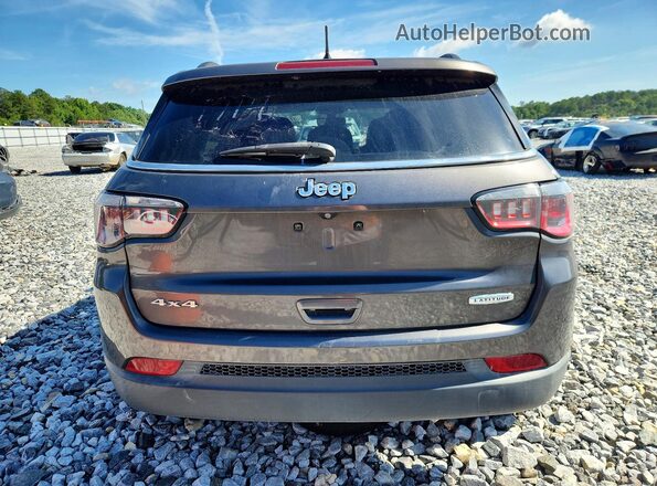 3C4NJDBB1JT481714 2018 JEEP COMPASS Gray Vista trasera