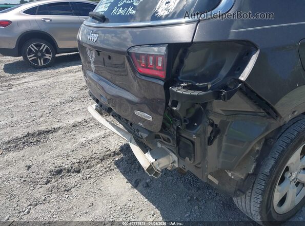 3C4NJDBB1JT492583 2018 JEEP COMPASS Champagne 