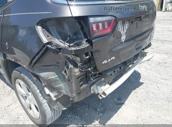 3C4NJDBB1JT492583 2018 JEEP COMPASS Champagne 