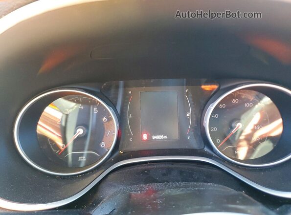3C4NJDBB1KT679100 2019 JEEP COMPASS Red Instrument cluster view