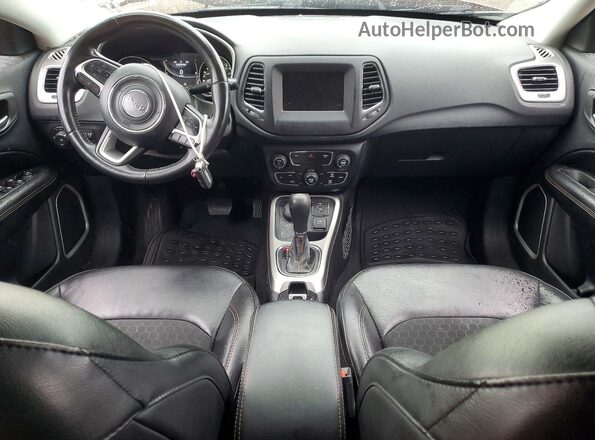 3C4NJDBB1KT679100 2019 JEEP COMPASS Red Dashboard view