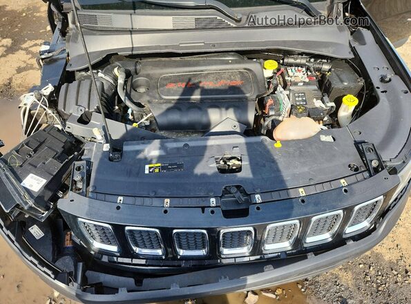 3C4NJDBB1LT124603 2020 JEEP COMPASS Black Vista del compartimento del motor
