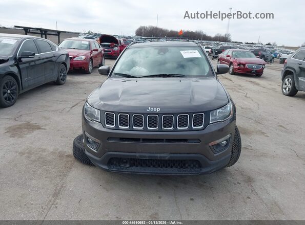 3C4NJDBB1LT217685 2020 JEEP COMPASS Brown Widok z przodu