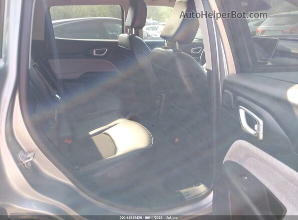 3C4NJDBB1NT181144 2022 JEEP COMPASS Серебряный Вид наклейки с VIN-кодом