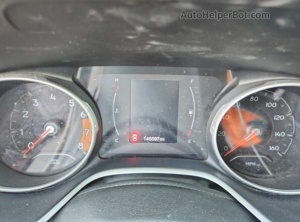 3C4NJDBB2HT616662 2017 JEEP COMPASS Silver Instrument cluster view