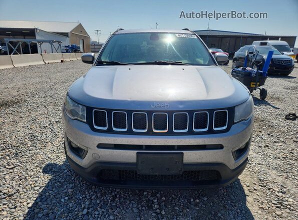 3C4NJDBB2HT616662 2017 JEEP COMPASS Silver Front view