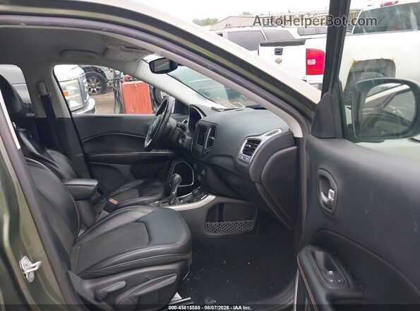 3C4NJDBB2HT657633 2017 JEEP NEW COMPASS Green წინა სალონის ხედი