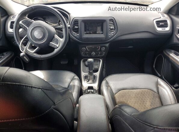 3C4NJDBB2JT399149 2018 JEEP COMPASS Gray ხელსაწყოთა პანელის ხედი