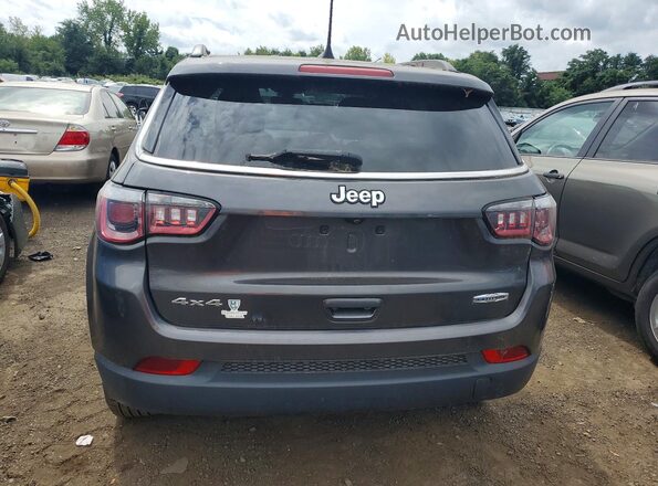 3C4NJDBB2JT399149 2018 JEEP COMPASS Gray წინა სალონის ხედი