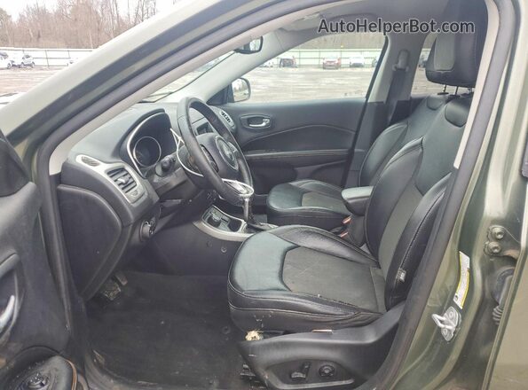 3C4NJDBB2KT734850 2019 JEEP COMPASS Зеленый Вид салона спереди