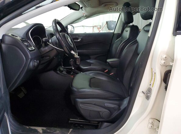 3C4NJDBB2LT239971 2020 JEEP COMPASS White Սալոնի դիմացի տեսք