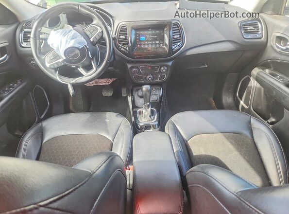 3C4NJDBB2LT240148 2020 JEEP COMPASS White Widok deski rozdzielczej