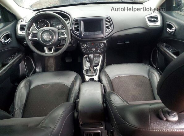 3C4NJDBB2MT530357 2021 JEEP COMPASS Черный Вид панели приборов