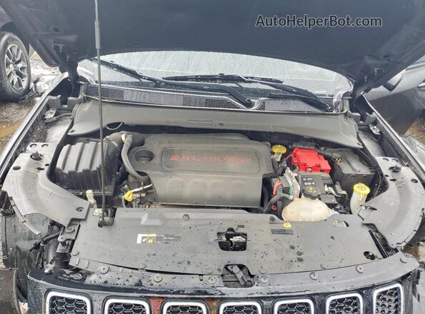 3C4NJDBB2MT530357 2021 JEEP COMPASS Черный Вид задней части салона