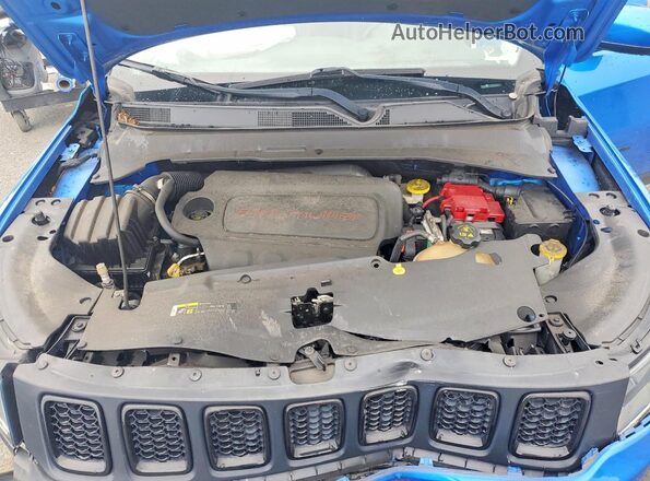 3C4NJDBB2MT557753 2021 JEEP COMPASS Blue ძრავის განყოფილების ხედი