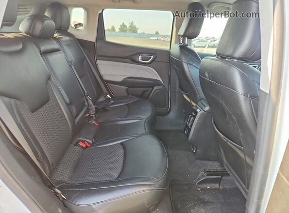 3C4NJDBB2NT231730 2022 JEEP COMPASS White Vista interior trasera
