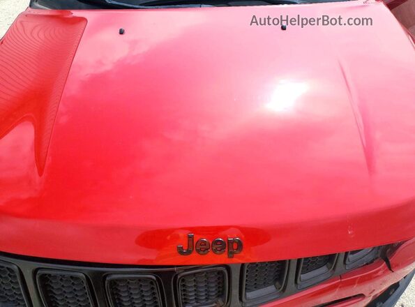 3C4NJDBB3JT313427 2018 JEEP COMPASS Burgundy Vista del compartimento del motor