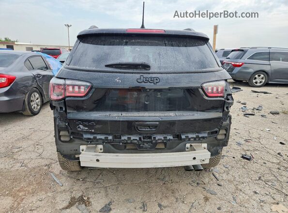 3C4NJDBB3JT325447 2018 JEEP COMPASS Black Հետևի տեսք