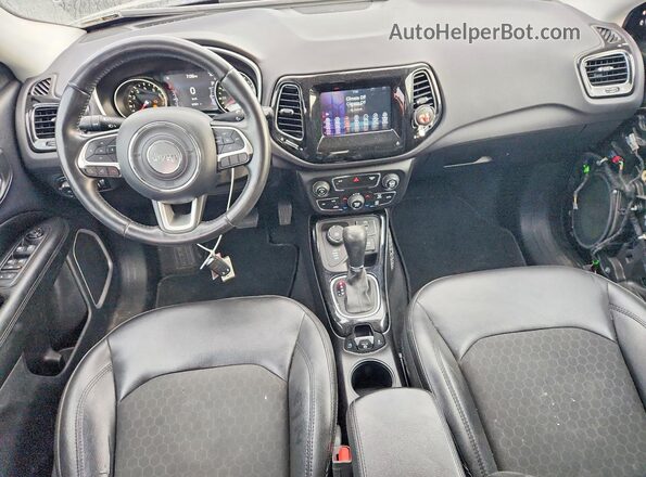 3C4NJDBB3JT325447 2018 JEEP COMPASS Black Առջևի վահանակի տեսք