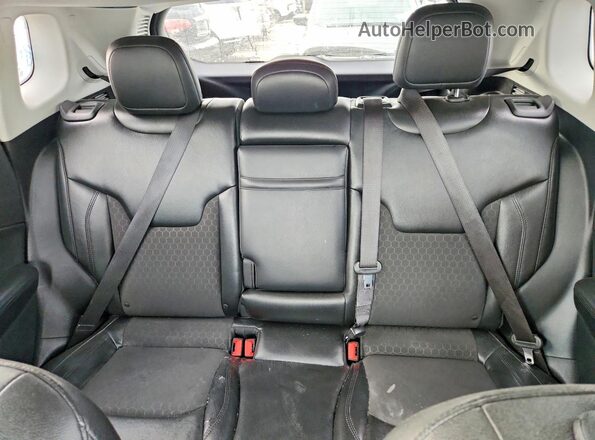 3C4NJDBB3JT325447 2018 JEEP COMPASS Black Հետևի նստատեղերի տեսք
