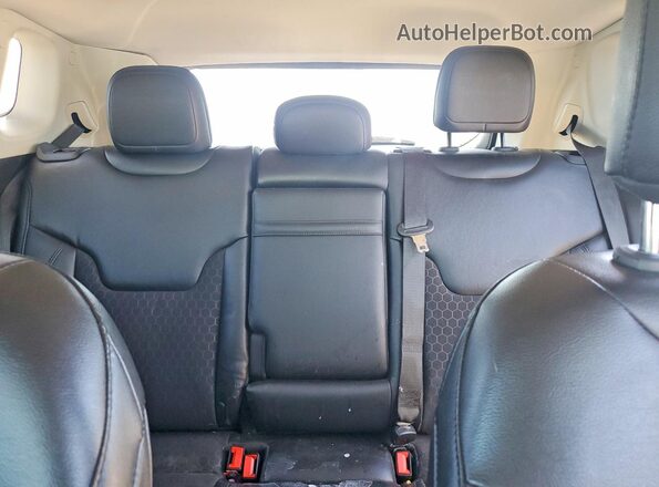 3C4NJDBB3JT395059 2018 JEEP COMPASS Gray Vista de los asientos traseros