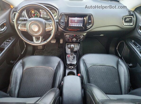 3C4NJDBB3JT479009 2018 JEEP COMPASS Gray Vista del salpicadero
