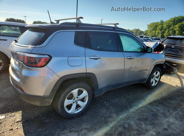3C4NJDBB3JT485246 2018 JEEP COMPASS Silver Задня права чверть
