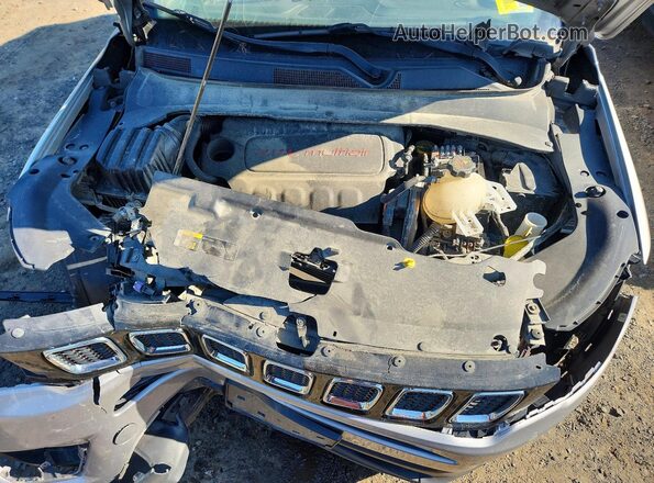 3C4NJDBB3JT485246 2018 JEEP COMPASS Silver Вид підкапотного простору