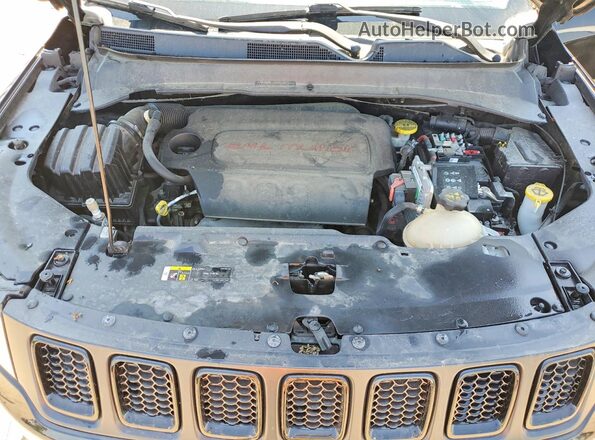 3C4NJDBB3KT648317 2019 JEEP COMPASS Black Вид задньої частини салону