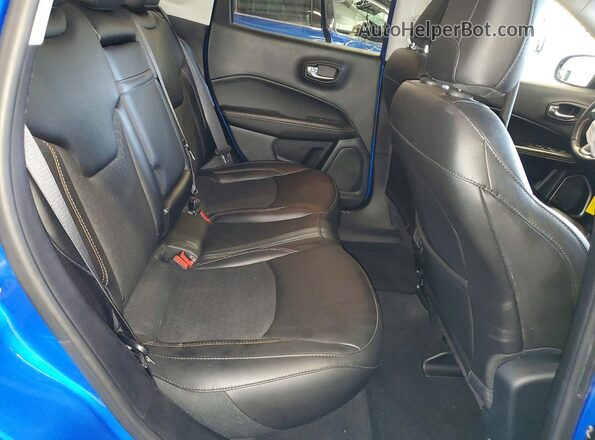 3C4NJDBB3KT678465 2019 JEEP COMPASS Синий Вид задней части салона