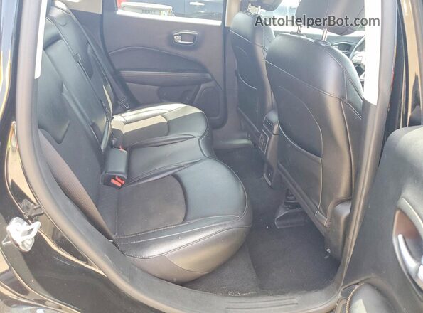 3C4NJDBB3LT229207 2020 JEEP COMPASS Black Widok wnętrza z tyłu