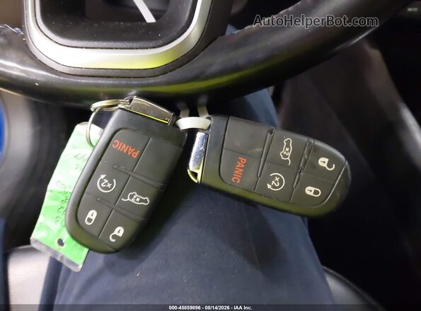 3C4NJDBB3NT147447 2022 JEEP COMPASS Blue Vista del salpicadero