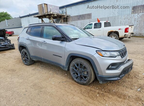 3C4NJDBB3NT186412 2022 JEEP COMPASS Silver Delantero derecho