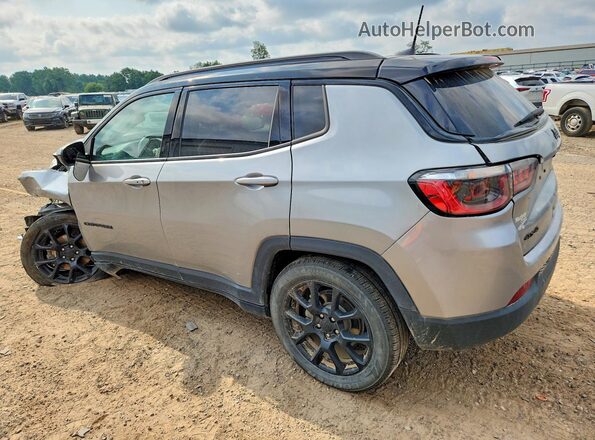 3C4NJDBB3NT186412 2022 JEEP COMPASS Silver Trasero izquierdo