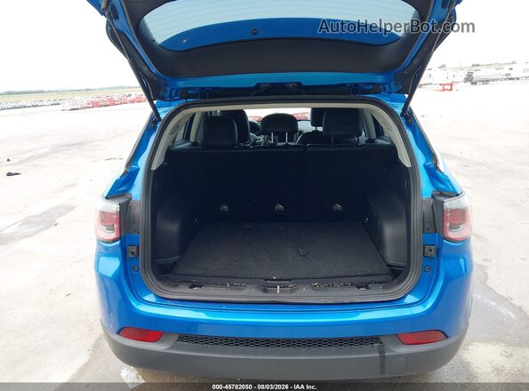 3C4NJDBB4HT610930 2017 JEEP COMPASS Blue 