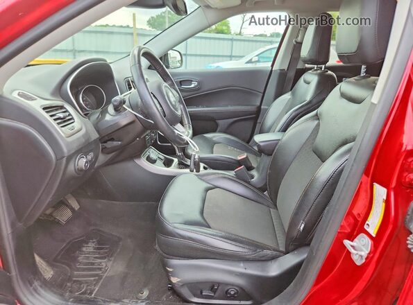 3C4NJDBB4JT223557 2018 JEEP COMPASS Red Вид салону спереду