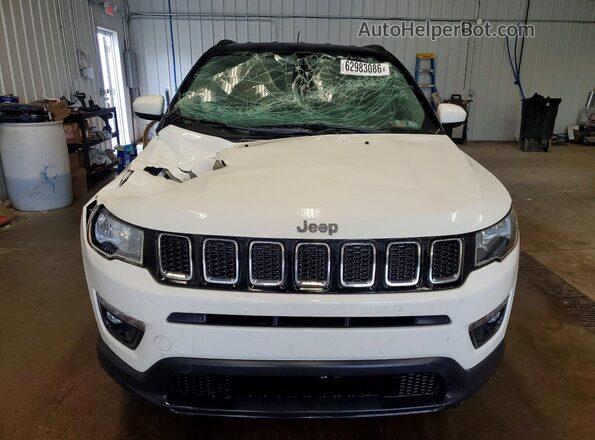 3C4NJDBB4JT241153 2018 JEEP COMPASS White Vista frontal