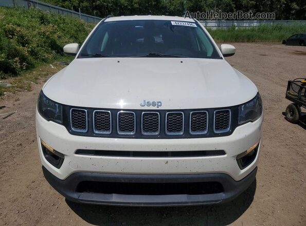 3C4NJDBB4JT261483 2018 JEEP COMPASS White Widok z przodu