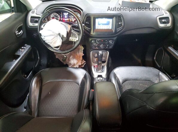 3C4NJDBB4LT158227 2020 JEEP COMPASS Black Առջևի վահանակի տեսք
