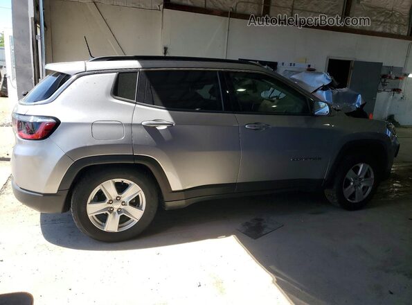 3C4NJDBB4NT207736 2022 JEEP COMPASS Silver უკანა მარჯვენა
