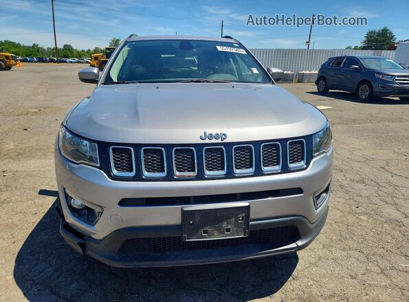 3C4NJDBB5HT616848 2017 JEEP COMPASS Серебряный Вид спереди
