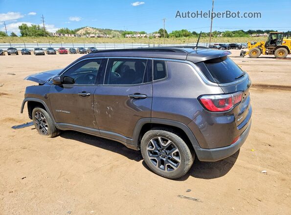 3C4NJDBB5JT114735 2018 JEEP COMPASS Gray Задня ліва чверть