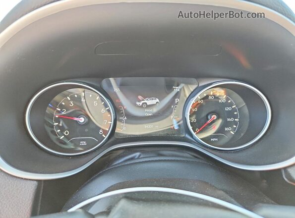 3C4NJDBB5JT178421 2018 JEEP COMPASS White Սարքավորումների վահանակի տեսք