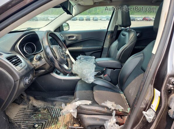 3C4NJDBB5JT179228 2018 JEEP COMPASS Gray წინა სალონის ხედი