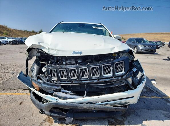 3C4NJDBB5JT333100 2018 JEEP COMPASS Белый Вид спереди