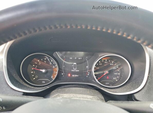 3C4NJDBB5KT629820 2019 JEEP COMPASS Black ხელსაწყოთა პანელის ხედი