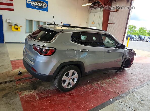 3C4NJDBB5MT557178 2021 JEEP COMPASS Серебряный Задняя правая четверть