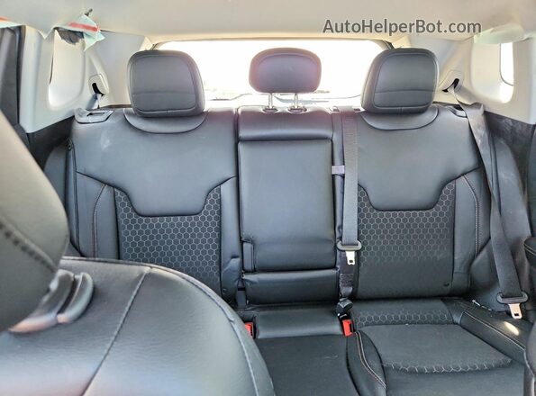 3C4NJDBB5MT557178 2021 JEEP COMPASS Серебряный Вид панели приборов