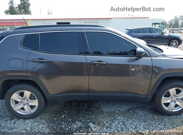 3C4NJDBB5NT155095 2022 JEEP COMPASS Gray Widok wnętrza z tyłu